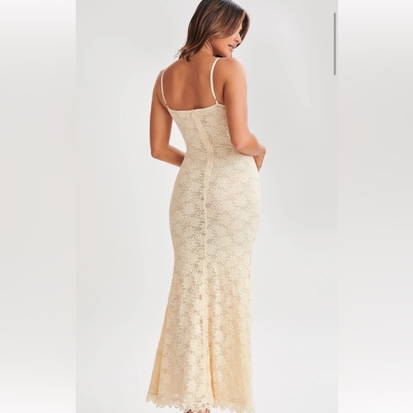 Meshki Cream Lace Maxi Dress - Picture 6 of 7
